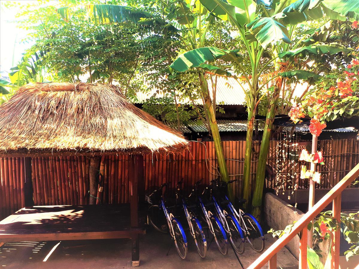 Good Vibes Bungalows Gili Trawangan Exterior photo