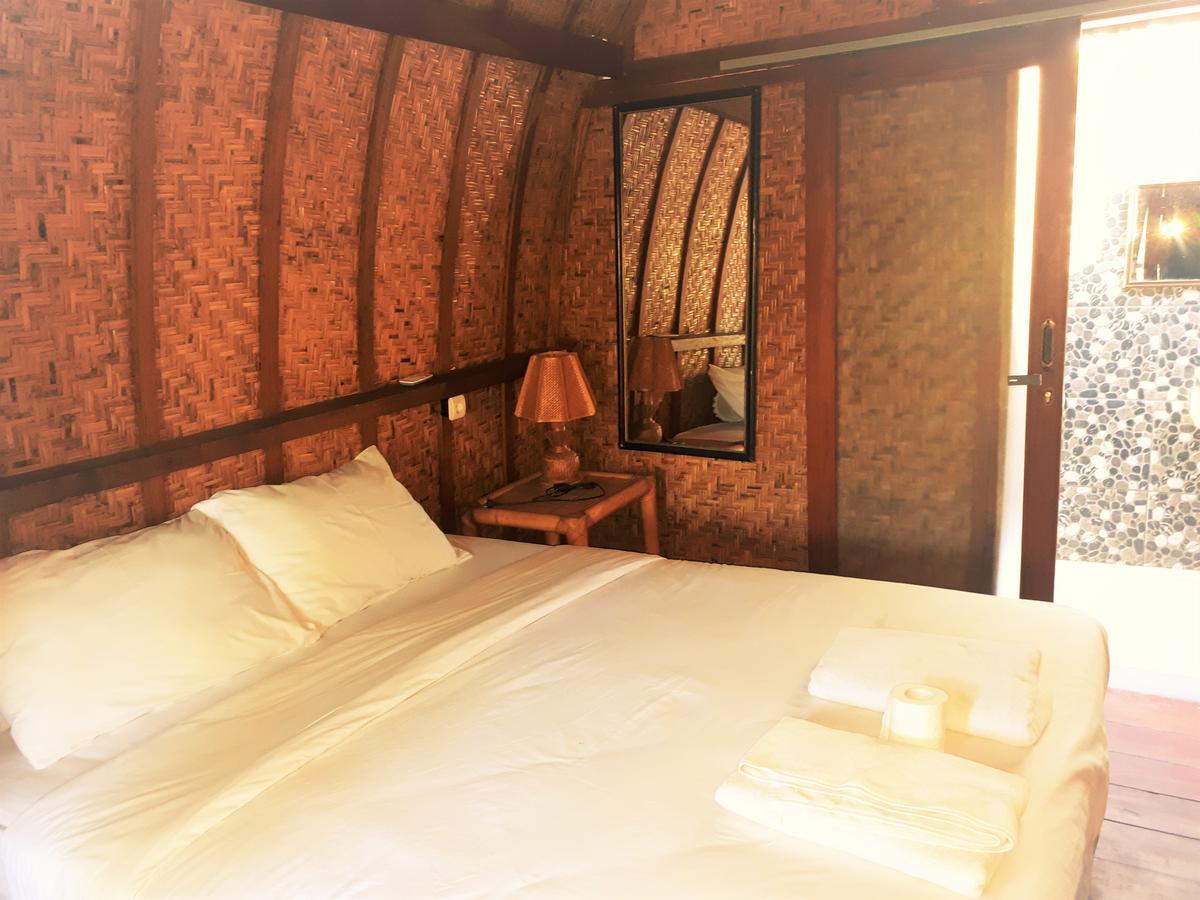 Good Vibes Bungalows Gili Trawangan Exterior photo